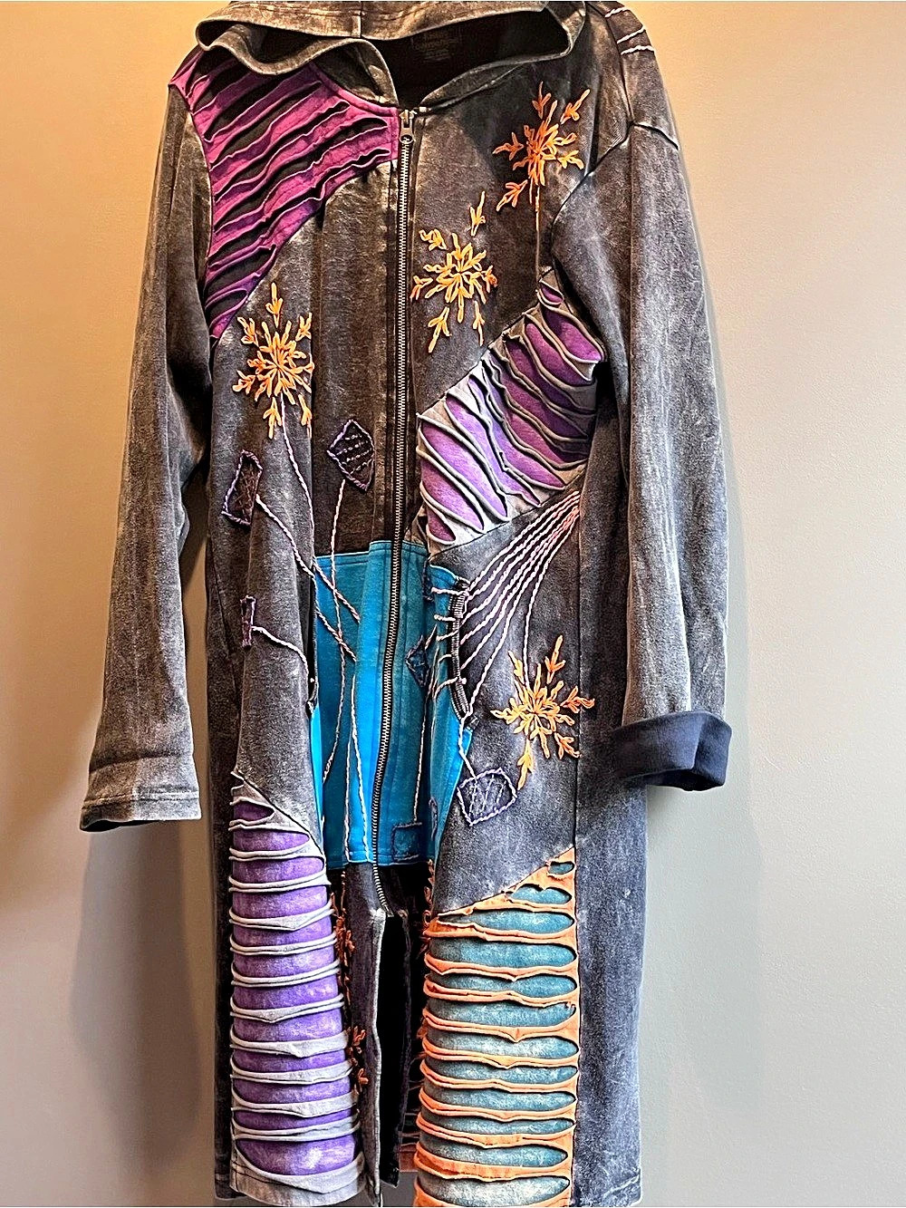 Distressed Patchwork Hooded zipped shirt jacket whimsical Black & Purple large